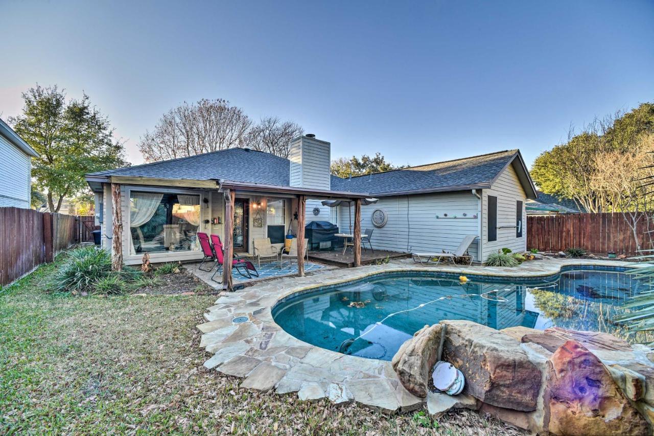 Peaceful San Antonio Oasis With Private Pool And Grill Villa Exterior foto